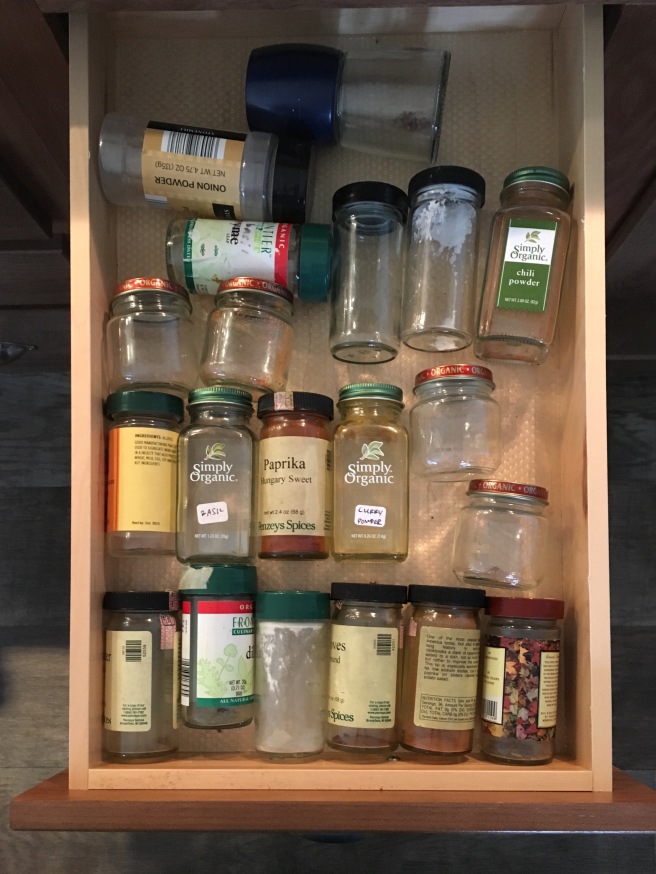 Messy spice drawer, BEFORE